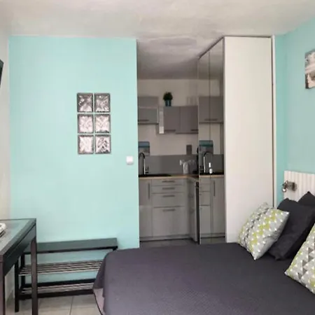 Studio For 2 People Apartamento Agde