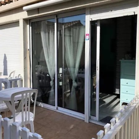 Studio For 2 People Apartment *